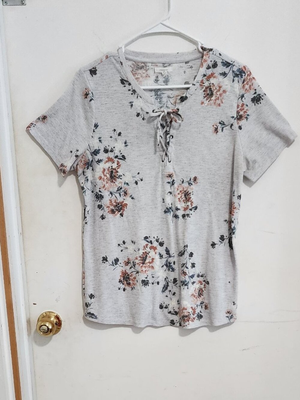 Maurices, Ladies Short Sleeve Tee, Size XL